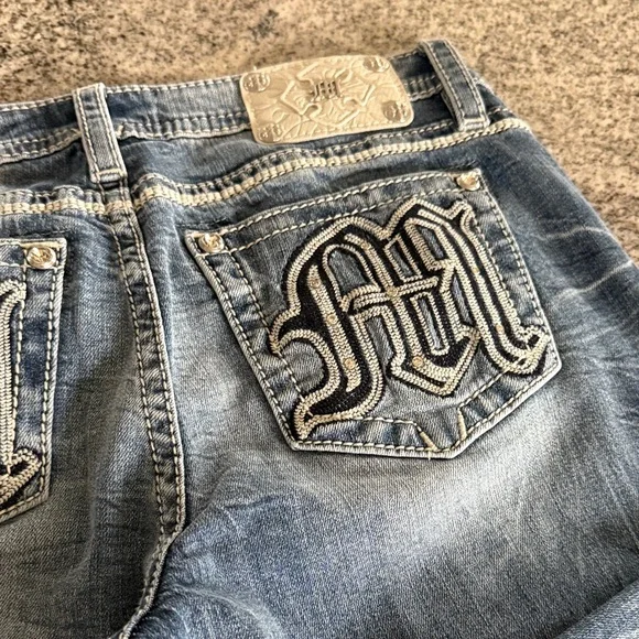 Miss Me Gone Mayhem Slim Wide Mid Rise Sz 29 x 34 - Picture 5 of 11